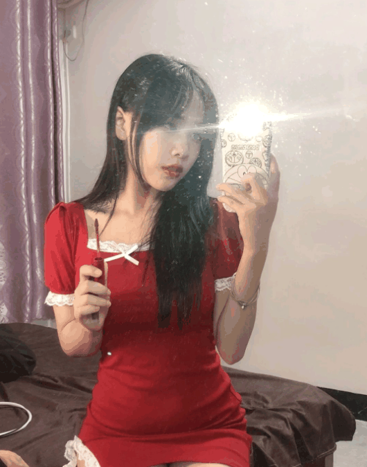 验证后推荐妹子姿色相当不错，粉嫩小b紧致